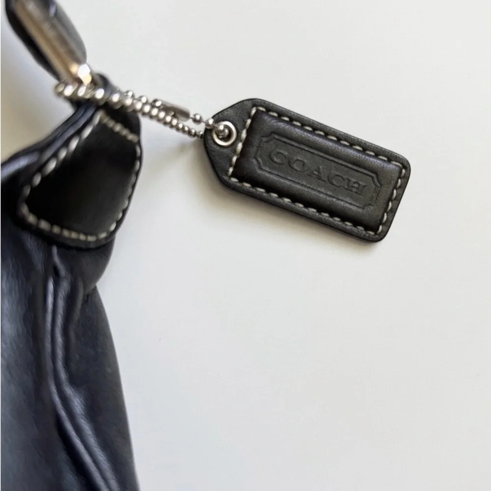 N/A authentic coach